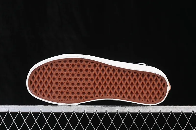All categories Vans Vans series Vans Low Vans low top Vans Old Skool Vans low-top casual skateboard shoes VN0005UB1KP